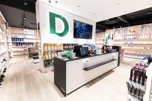 Click Here To Enlarge This Photo Of Deichmann